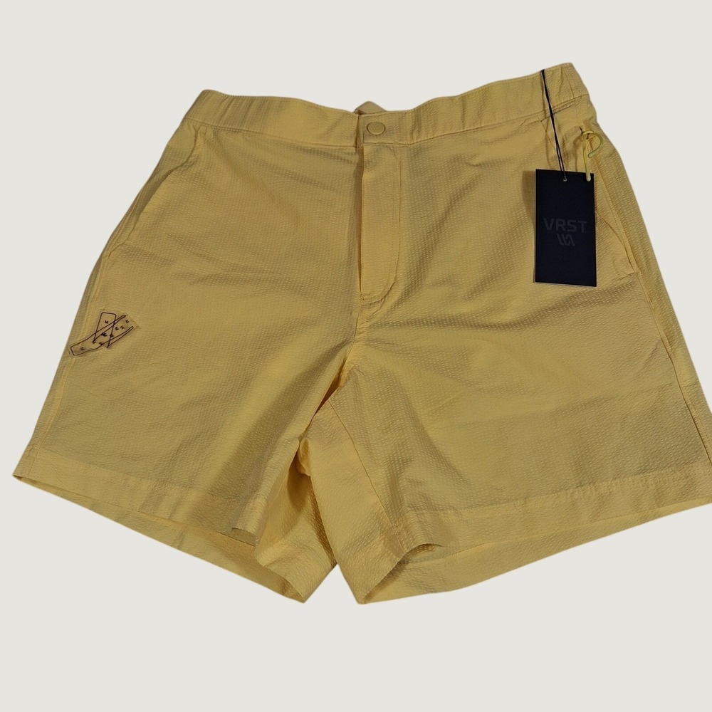 VRST Resort Short Mens M Yellow Seersucker 6" Inseam Relaxed Fit NWT
